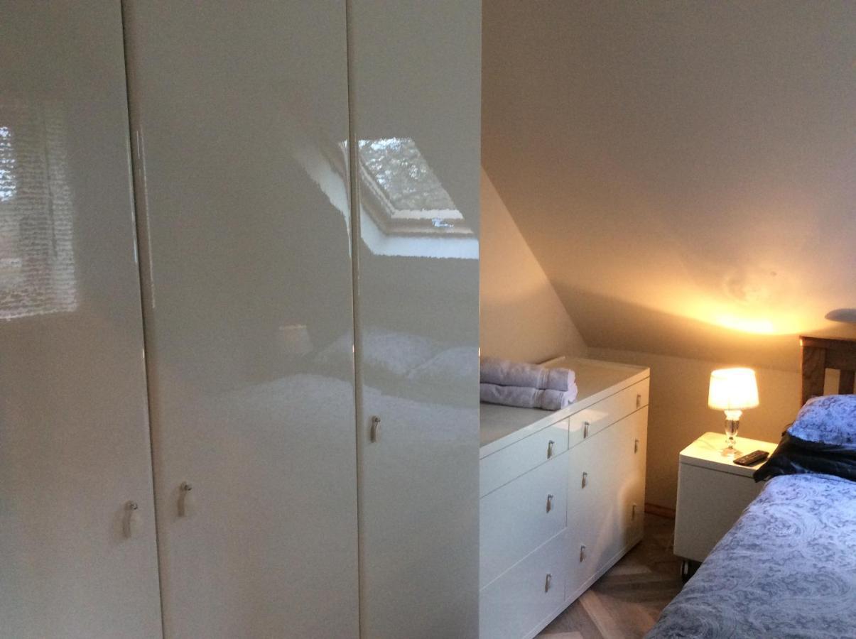 2 Bedroom Furnished Apartment In A Rural Position Stone  Esterno foto